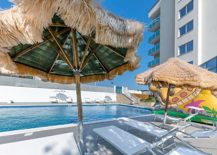 Hotel Baia Flaminia 4*