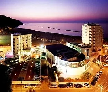 Hotel Baia Flaminia 4*