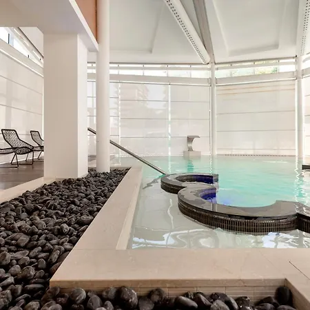 Hotell Baia Flaminia 4*