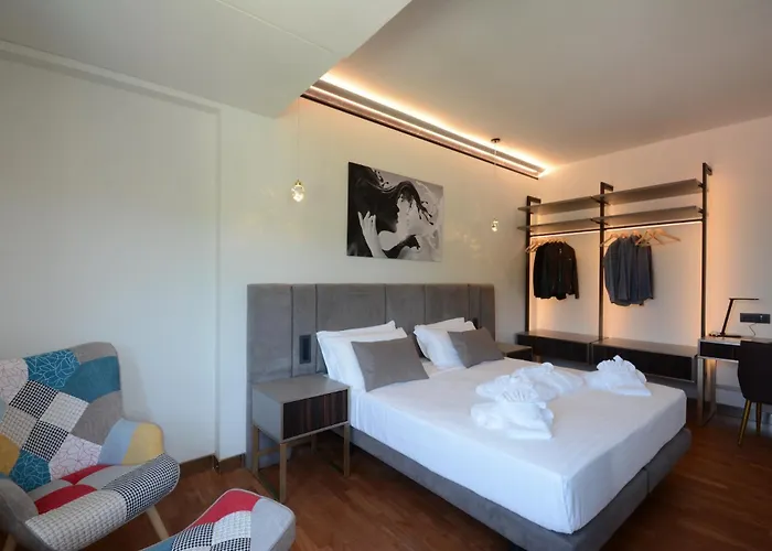 فندق Baia Flaminia 4*