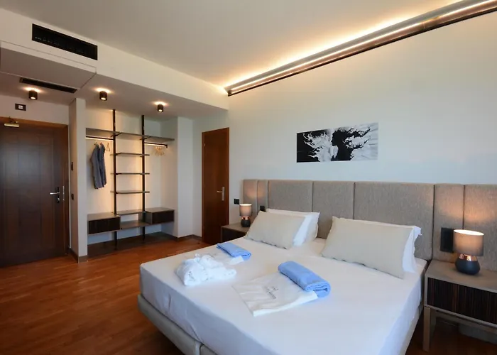 Baia Flaminia Otel 4*