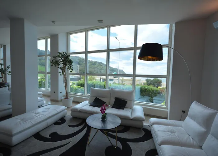 Otel Baia Flaminia 4*